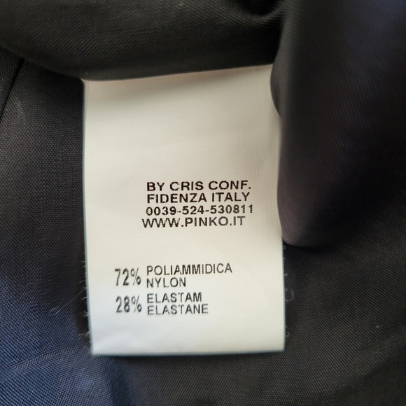 Pinko Stretch Blazer. - Picture 7 of 8